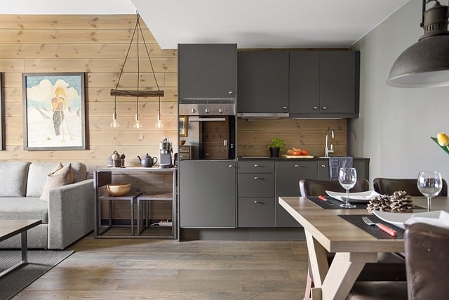 condopropertyreal-estate-640x480-47936558.jpeg
