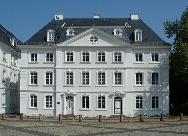 condopropertyreal-estate-640x480-92403302.jpeg