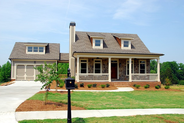 real-estate-condos-property-640x480-49429134.jpeg