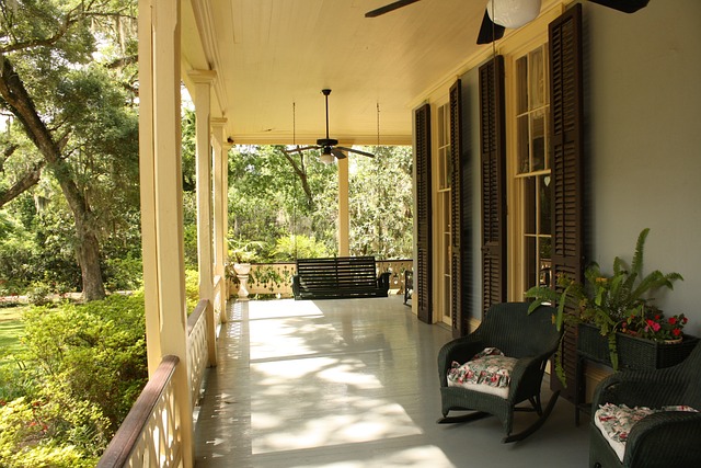 real-estate-condos-property-640x480-23633157.jpeg