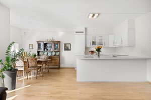condopropertyreal-estate-640x480-3502323.jpeg