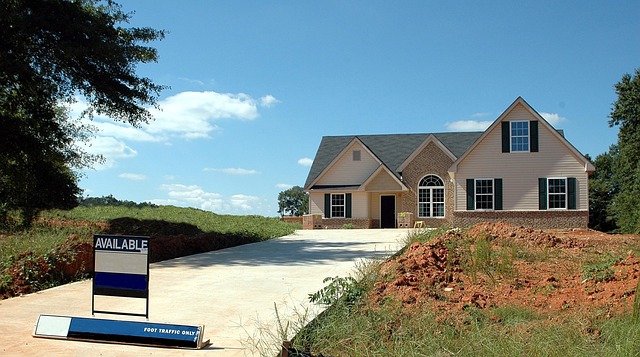 condopropertyreal-estate-640x480-37729447.jpeg